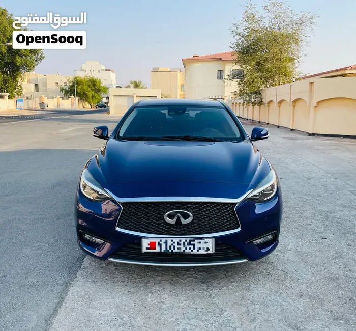 Infiniti Q30 2017 photo 3