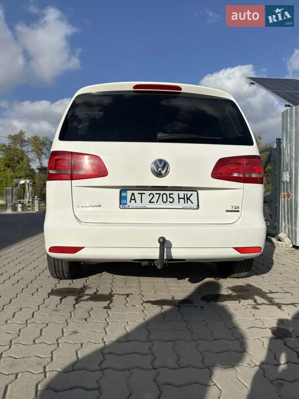 Volkswagen Touran 2012 photo 5
