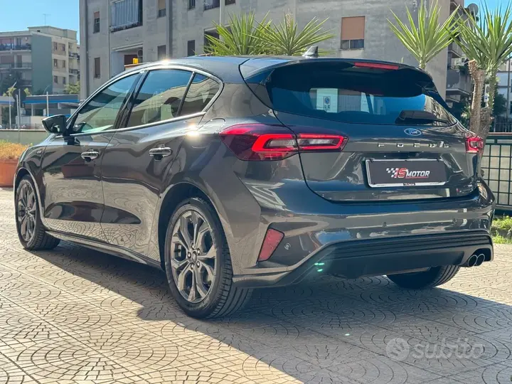 Ford Focus 2022 photo 5