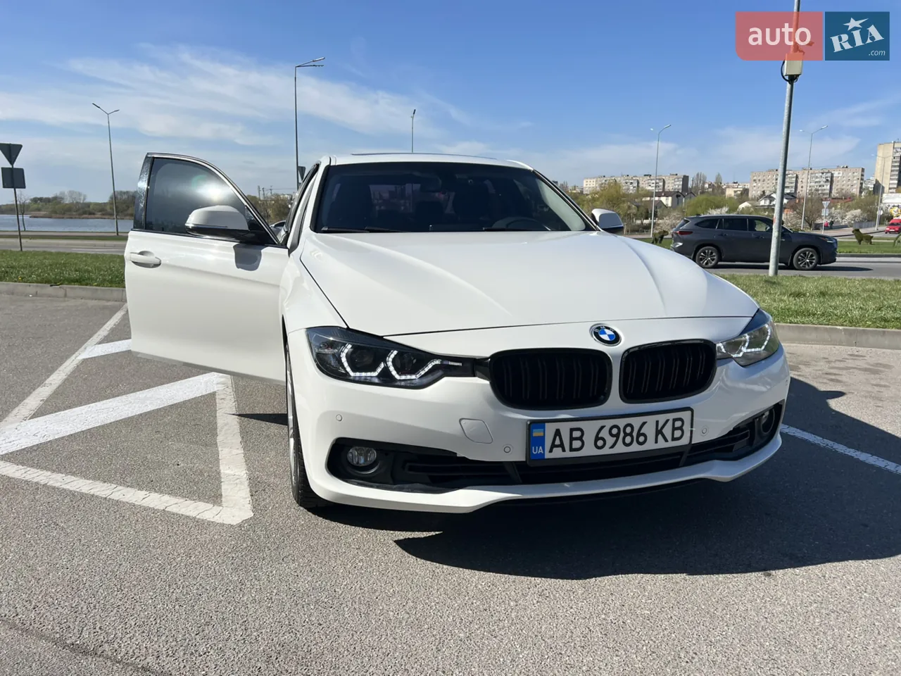 BMW 3 Series 2015 photo 5