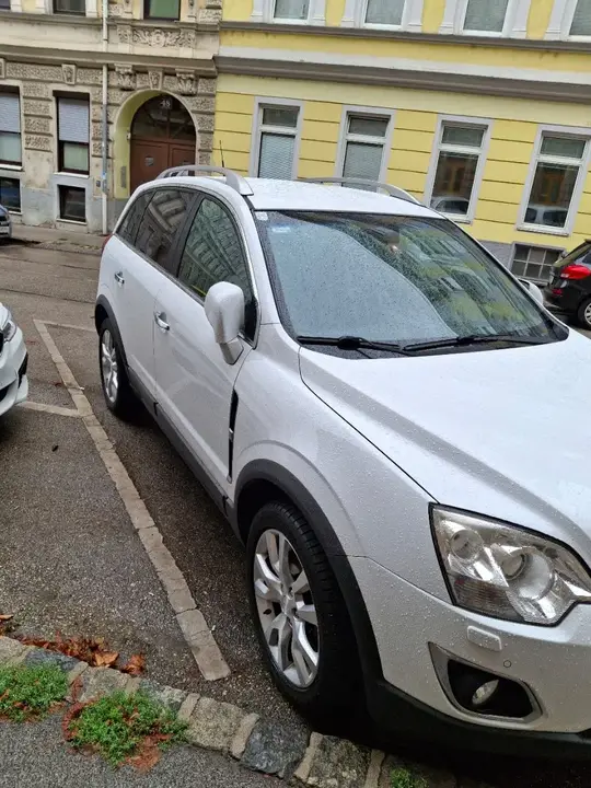 Opel Antara 2013 photo 2