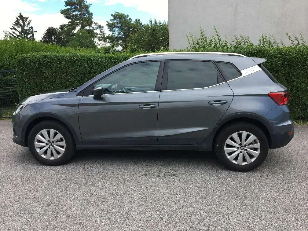 Seat Arona 2018 photo 2