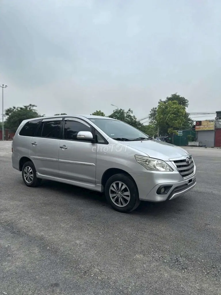 Toyota Innova 2015 photo 3