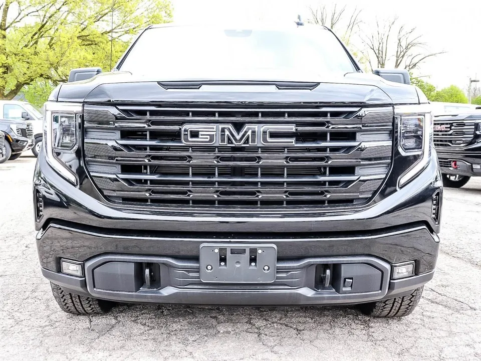 GMC Sierra 1500 2026 photo 2