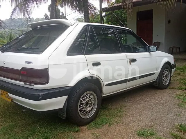 Mazda Mazda 3 1988 photo 3