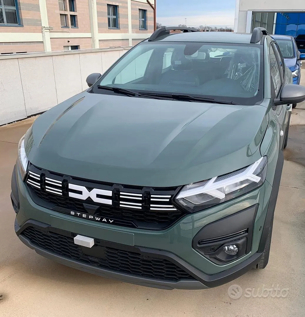Dacia Sandero Stepway 2023 photo 2