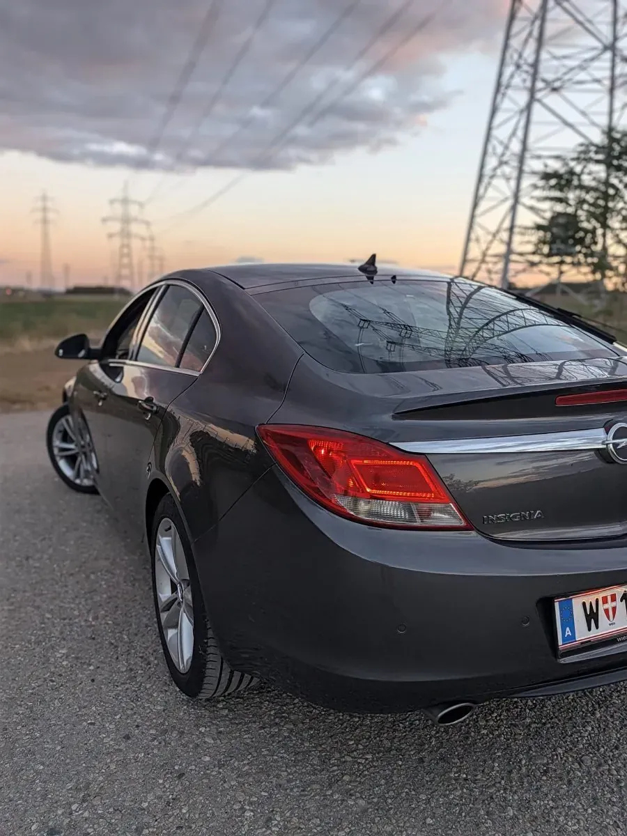 Opel Insignia 2009 photo 3