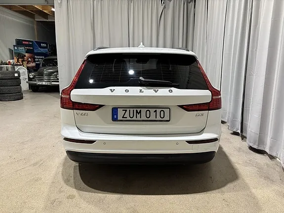 Volvo V60 2019 photo 4