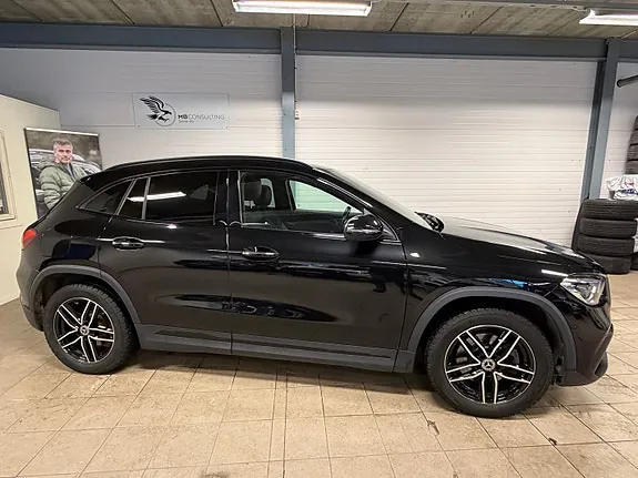 Mercedes-Benz Gla250 E 2023 photo 4