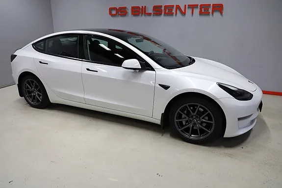 Tesla Model 3 2021 photo 2