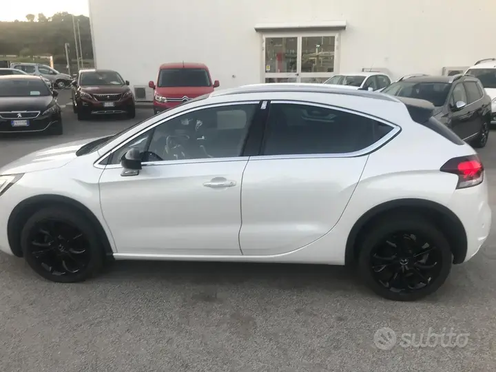 DS Automobiles Ds 4 2016 photo 2