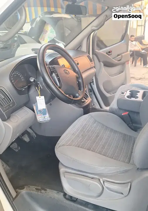 Hyundai H1 2021 photo 3