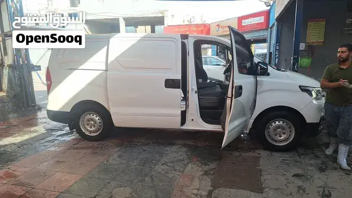 Hyundai H1