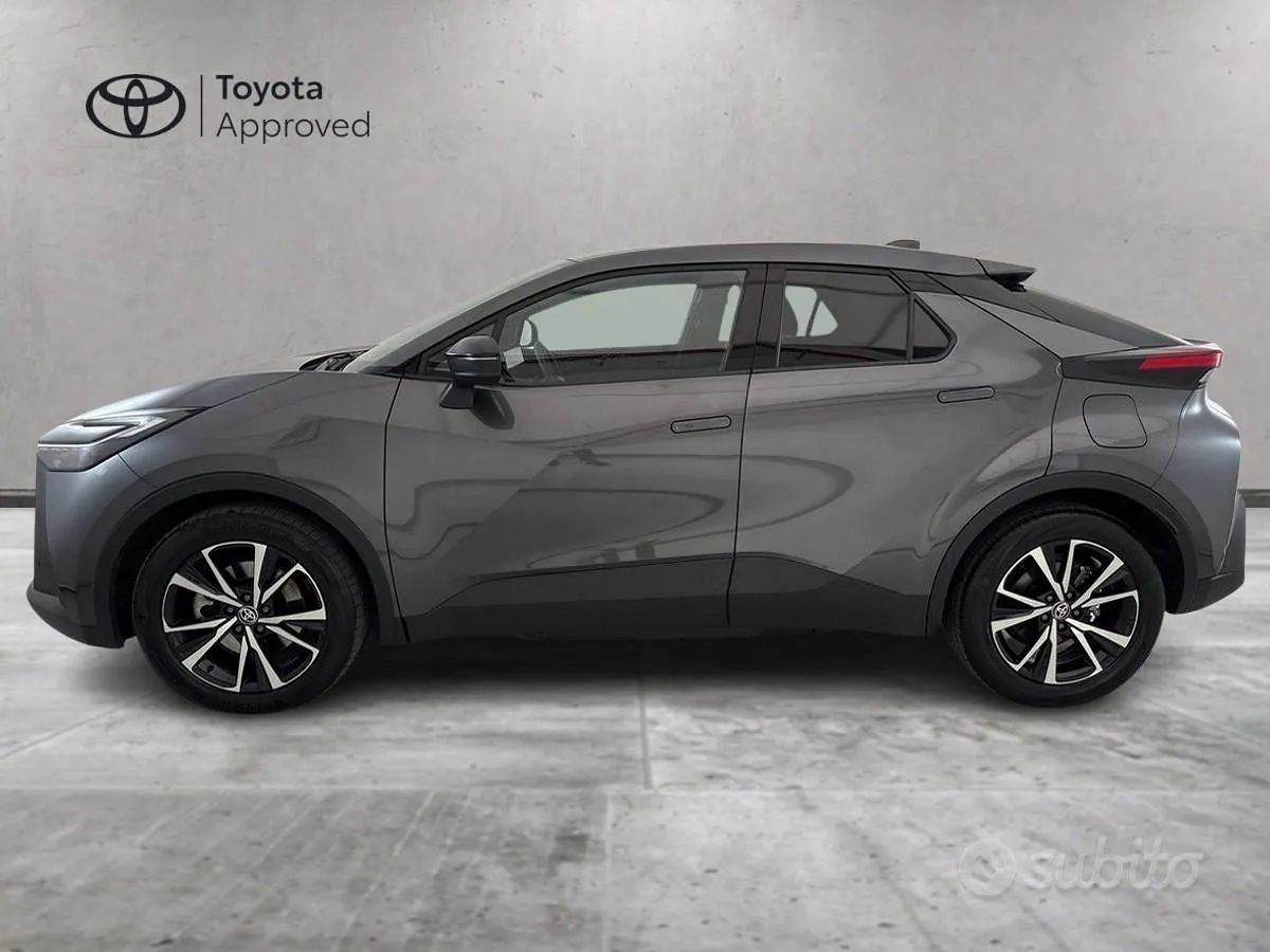 Toyota C-Hr 2025 photo 3