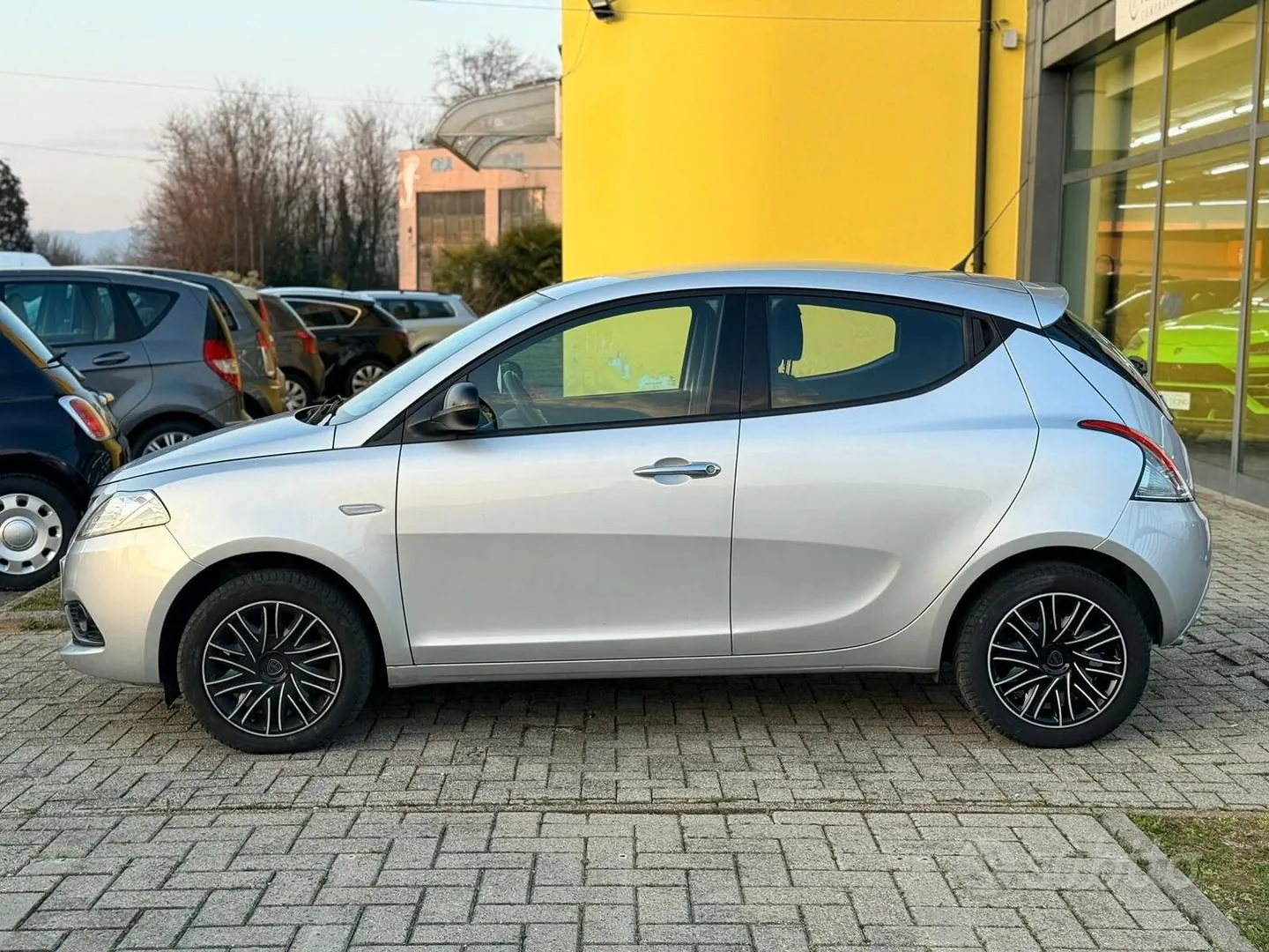 Lancia Ypsilon 2019 photo 2