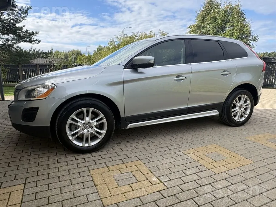 Volvo Xc60 2011 photo 2