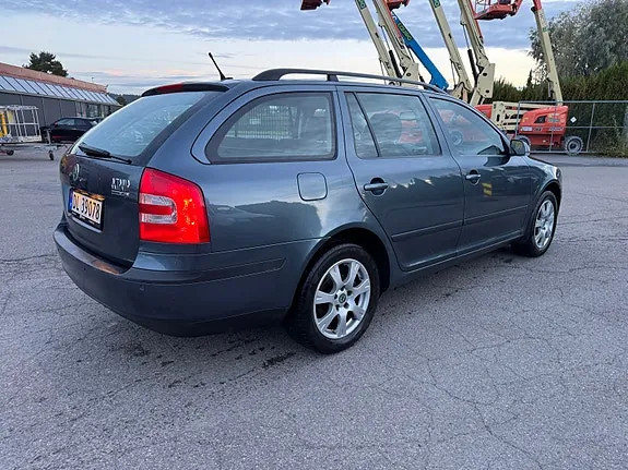 Skoda Octavia 2007 photo 3