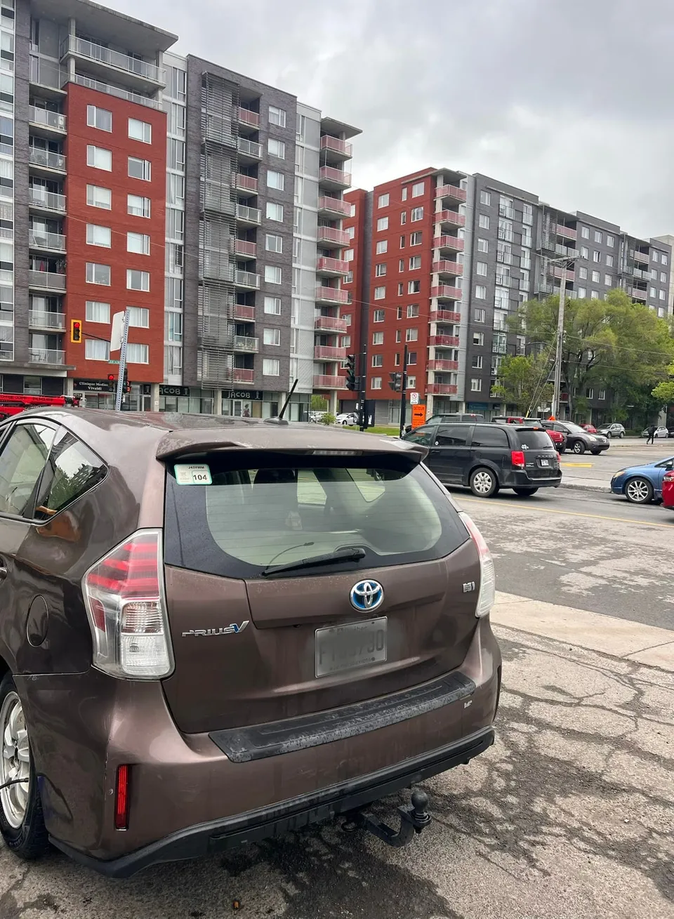 Toyota Prius V 2015 photo 5