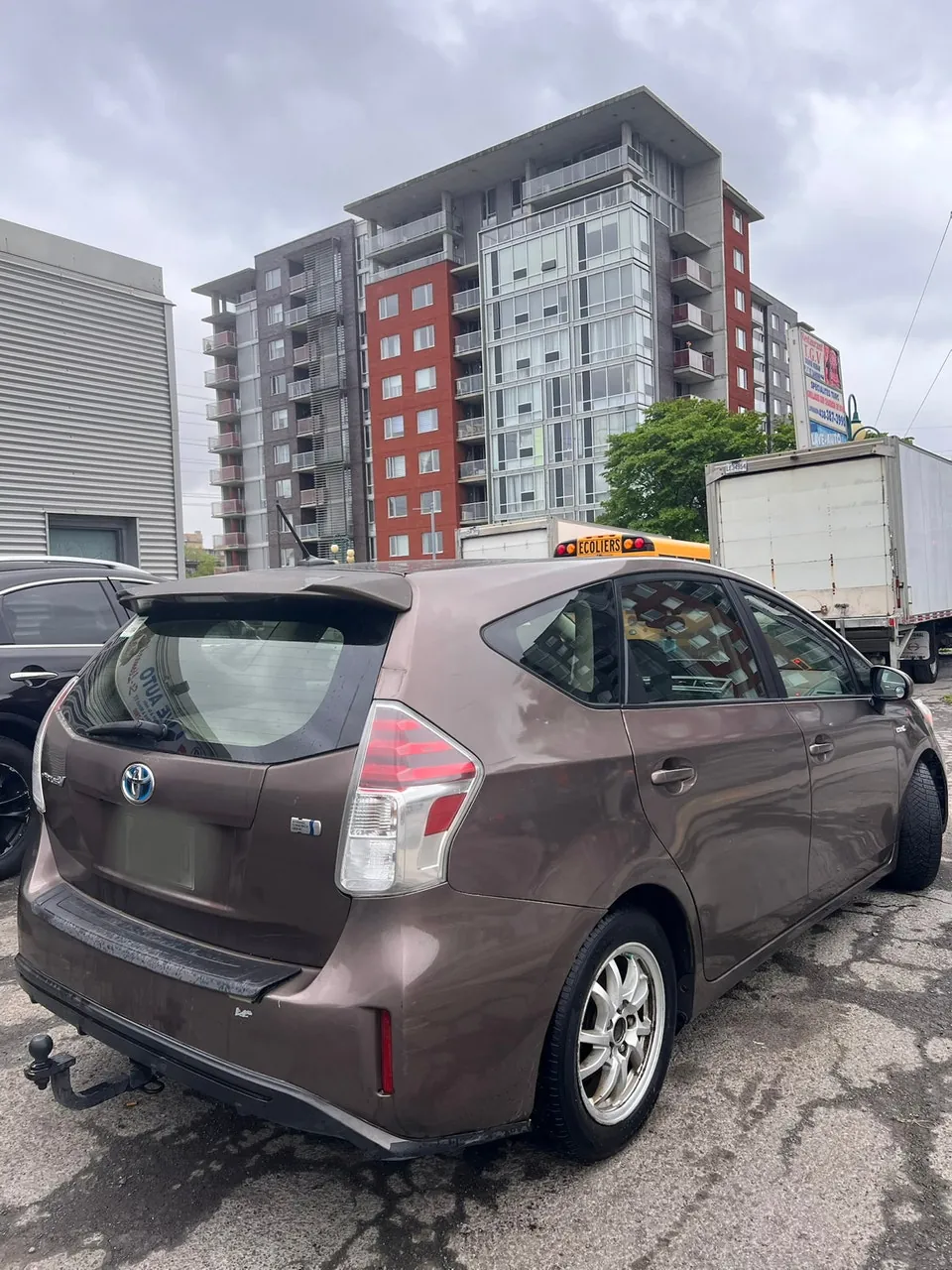 Toyota Prius V 2015 photo 4