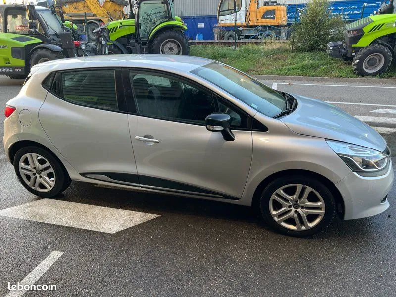 Renault Clio 2016 photo 3