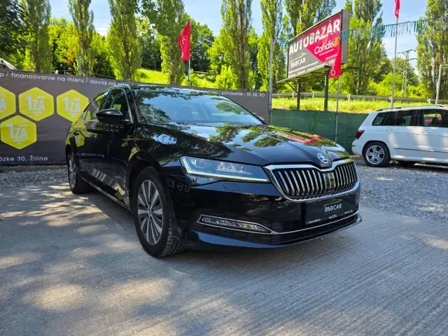 Skoda Superb 2022 photo 3