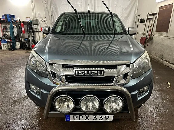 Isuzu D-Max 2015 photo 4