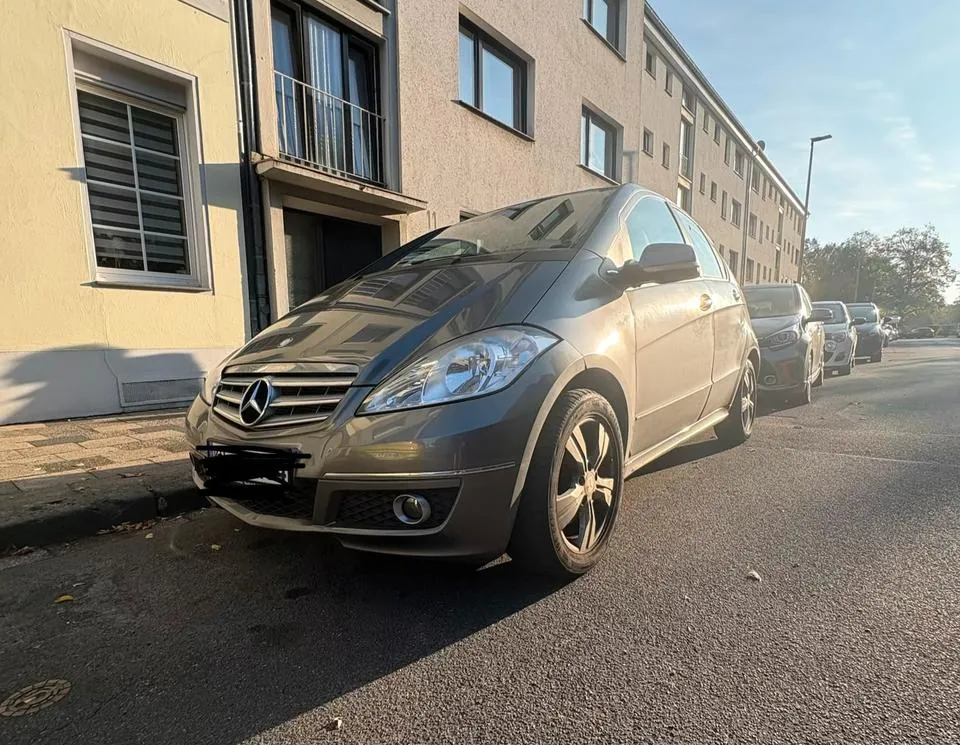 Mercedes-Benz A