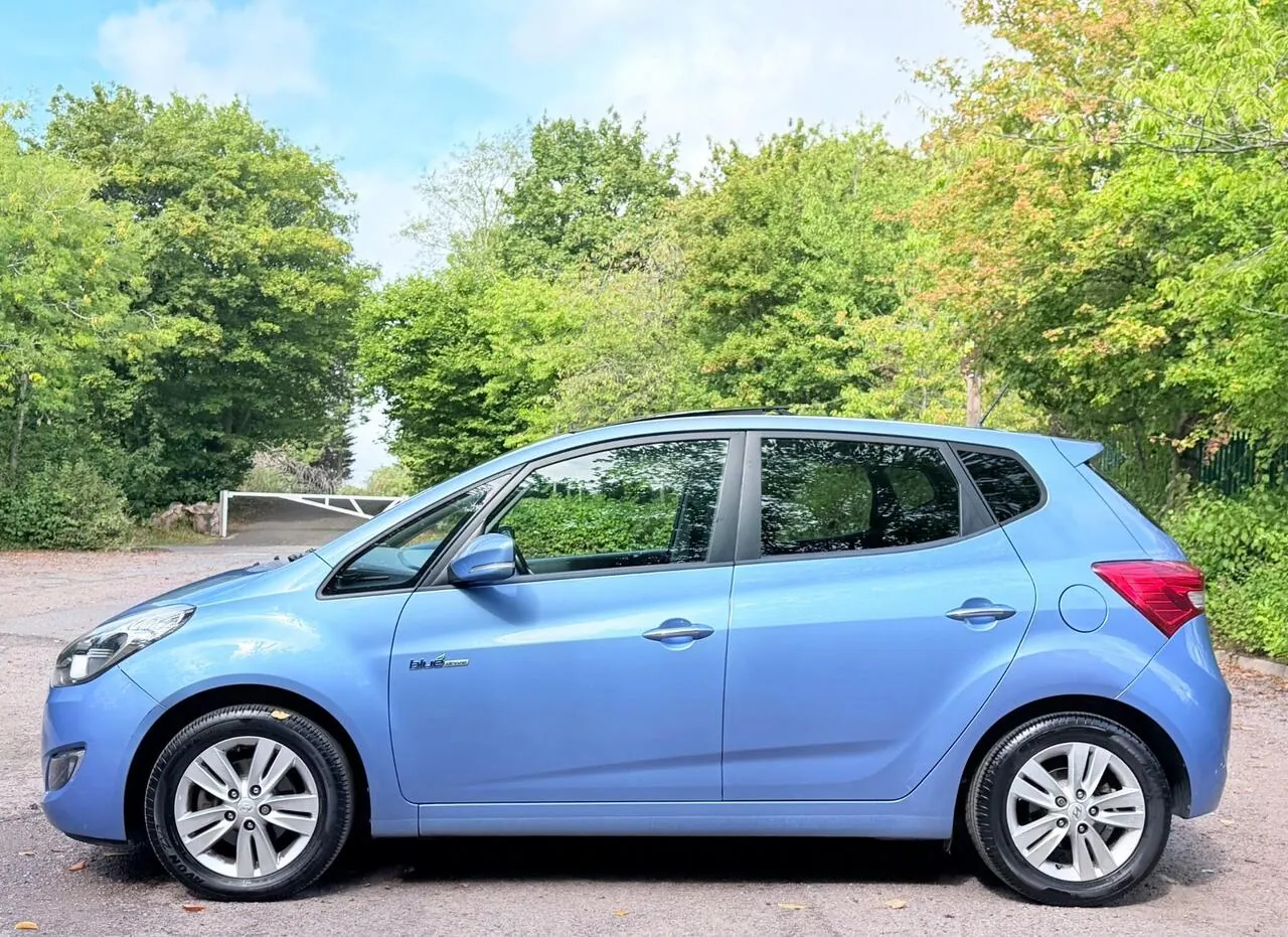 Hyundai Ix20 2011 photo 5