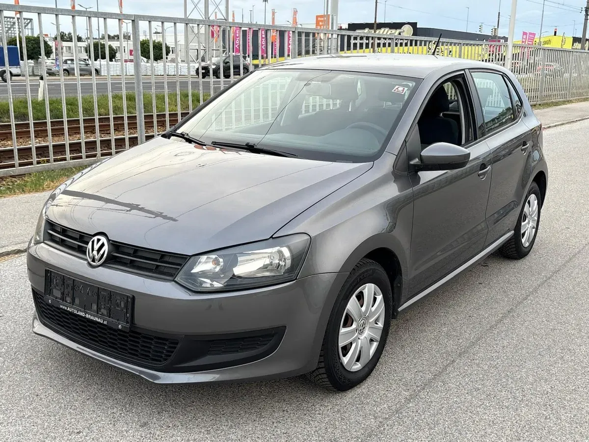 Volkswagen Polo 2009 photo 2