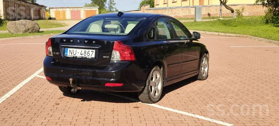 Volvo S40 2010 photo 5