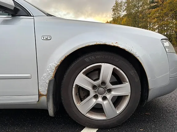 Audi A4 2004 photo 3