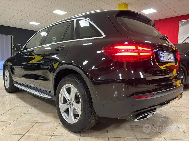 Mercedes-Benz Glc 2018 photo 5