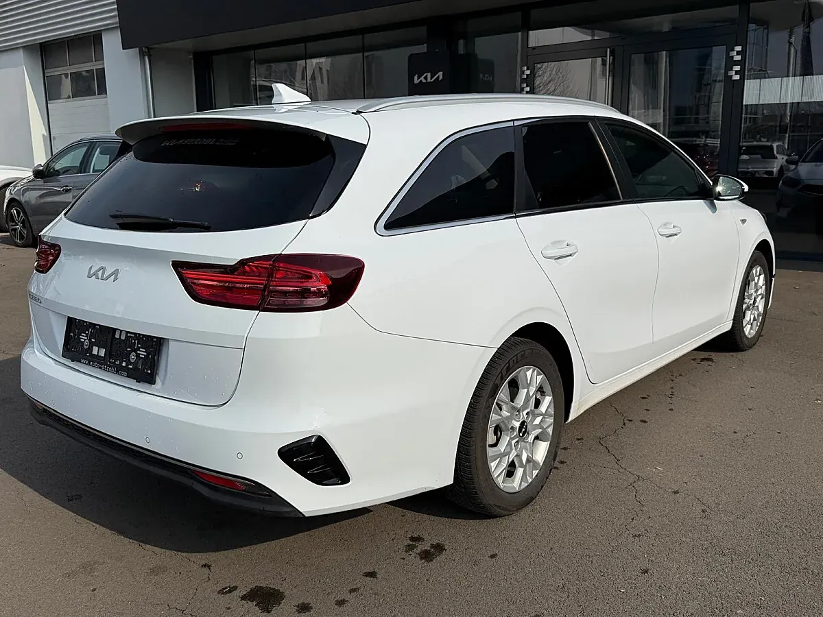 Kia Ceed 2022 photo 3