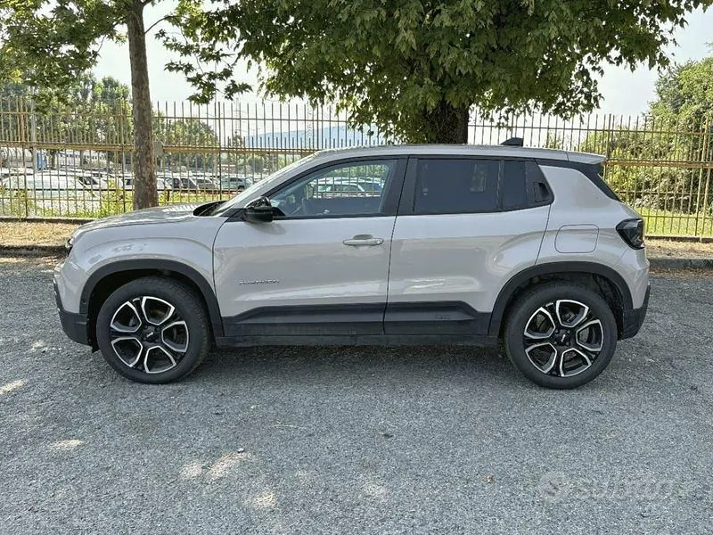 Jeep Avenger 2025 photo 2