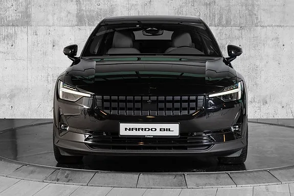 Polestar 2 2023 photo 2