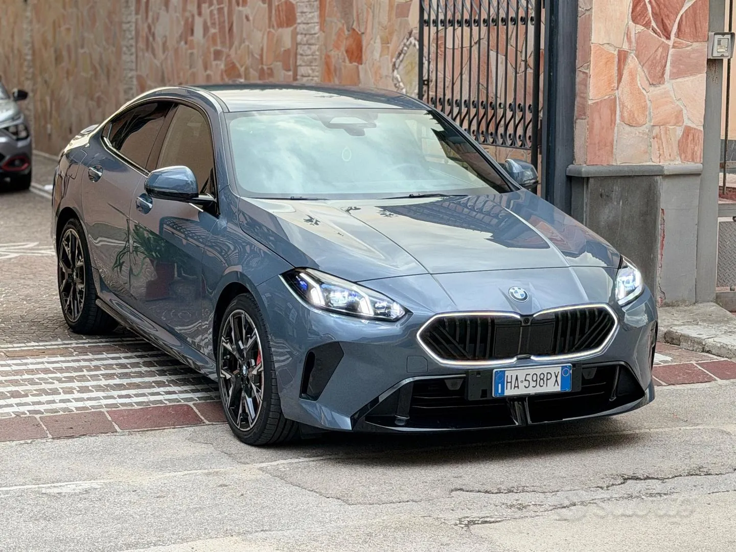 BMW 218D 2025 photo 3