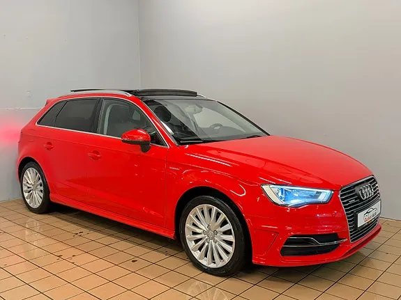 Audi A3 2015 photo 2