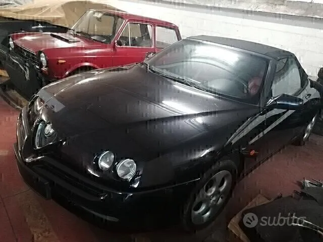 Alfa Romeo Spider 1996 photo 2