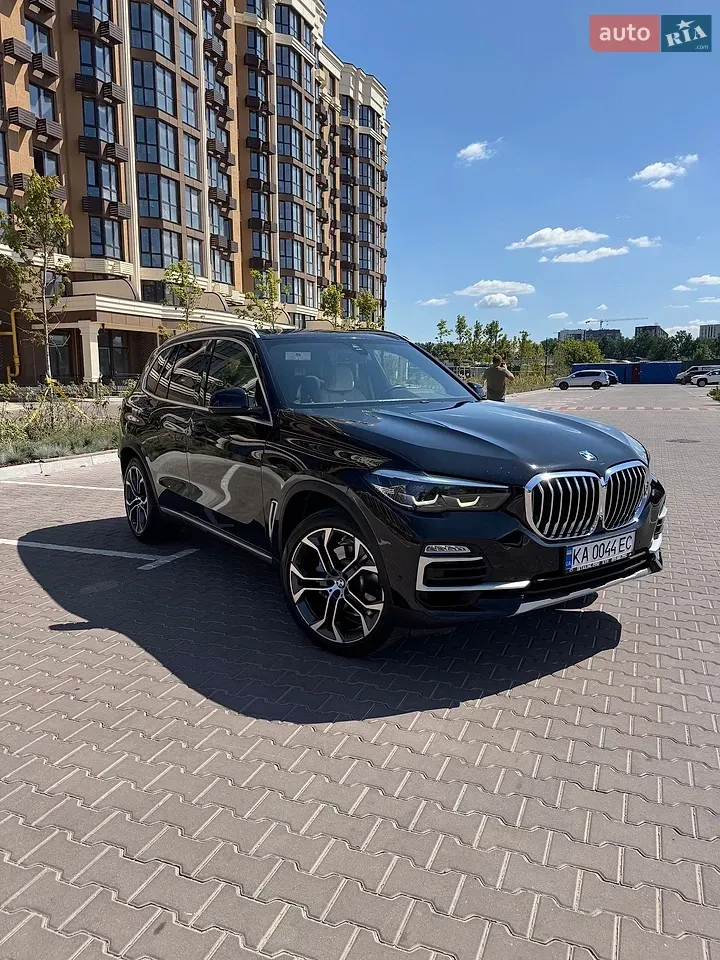 BMW X5 2019 photo 2