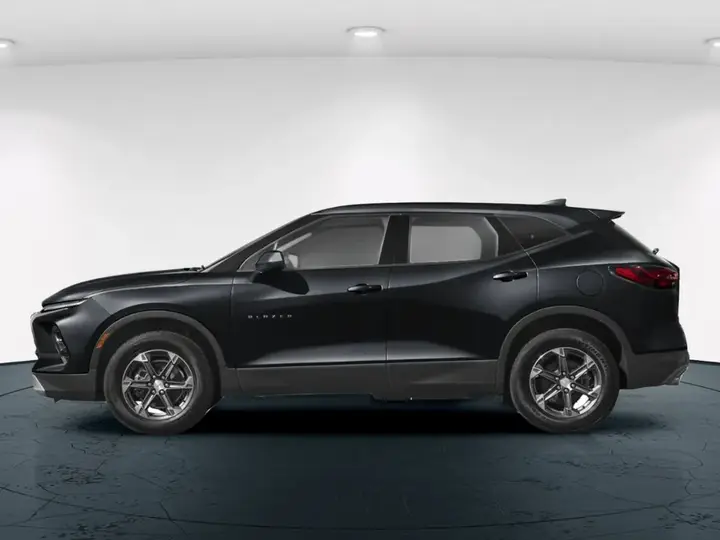 Chevrolet Blazer 2023 photo 3