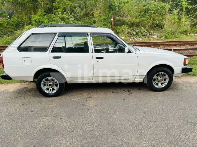 Toyota Corolla 1987 photo 3