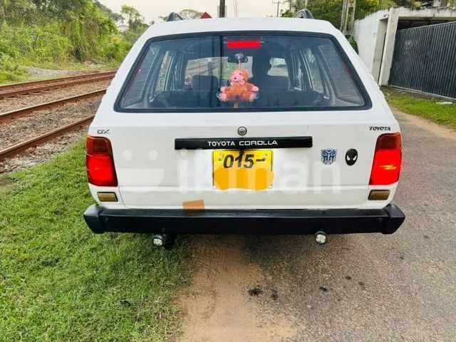 Toyota Corolla 1987 photo 2