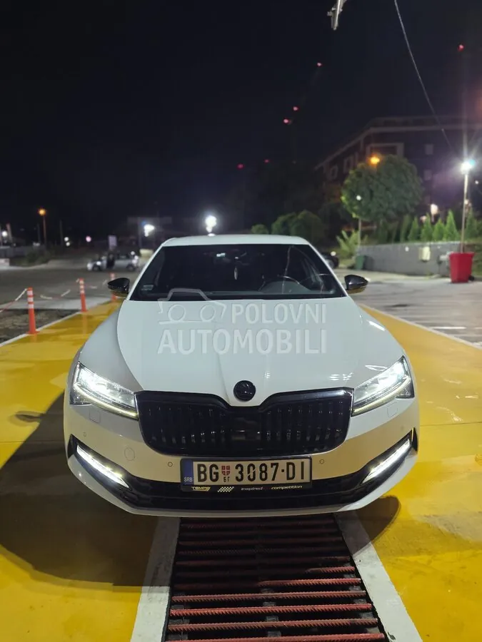 Skoda Superb 2022 photo 4