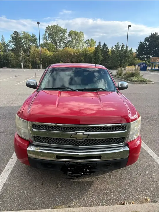 Chevrolet Silverado 2011 photo 3