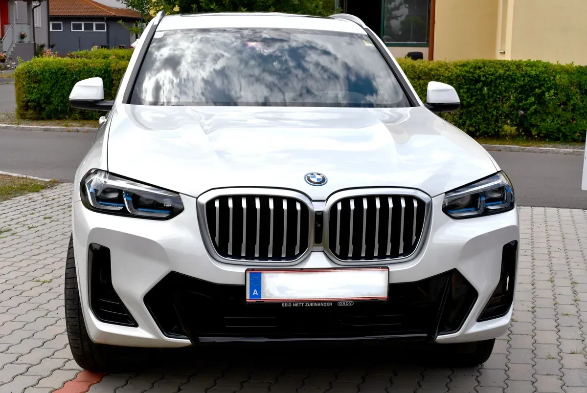 BMW X3 2022 photo 2