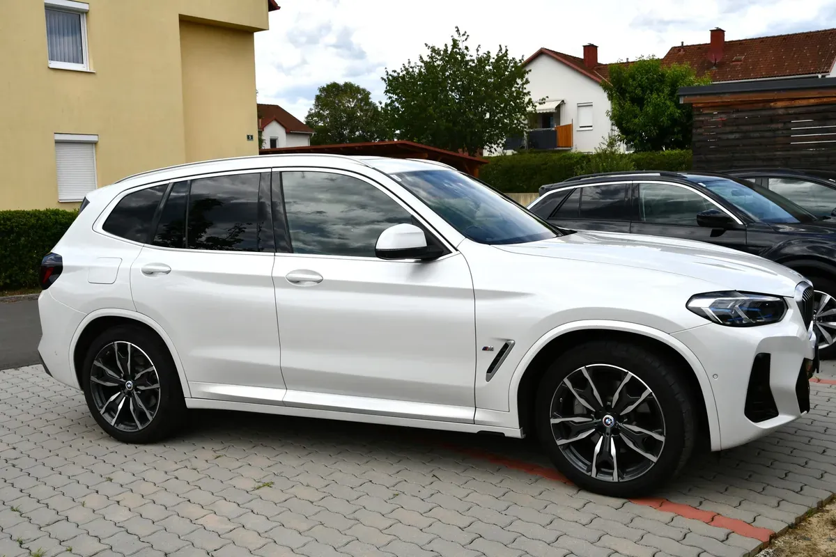 BMW X3 2022 photo 3