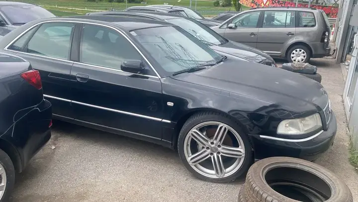 Audi A8