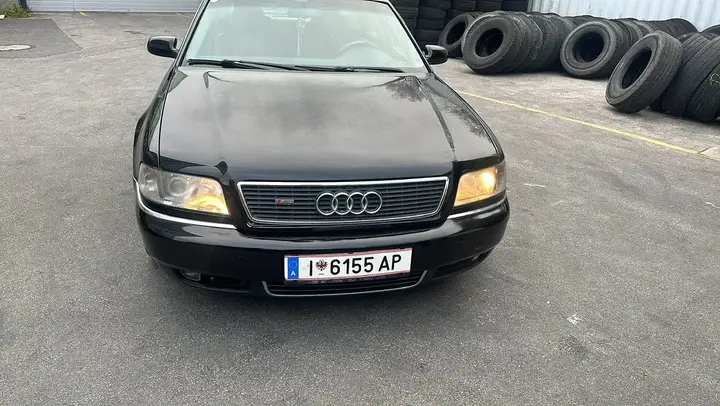 Audi A8 1999 photo 3
