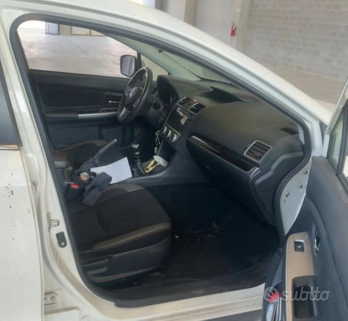 Subaru Xv 2017 photo 4
