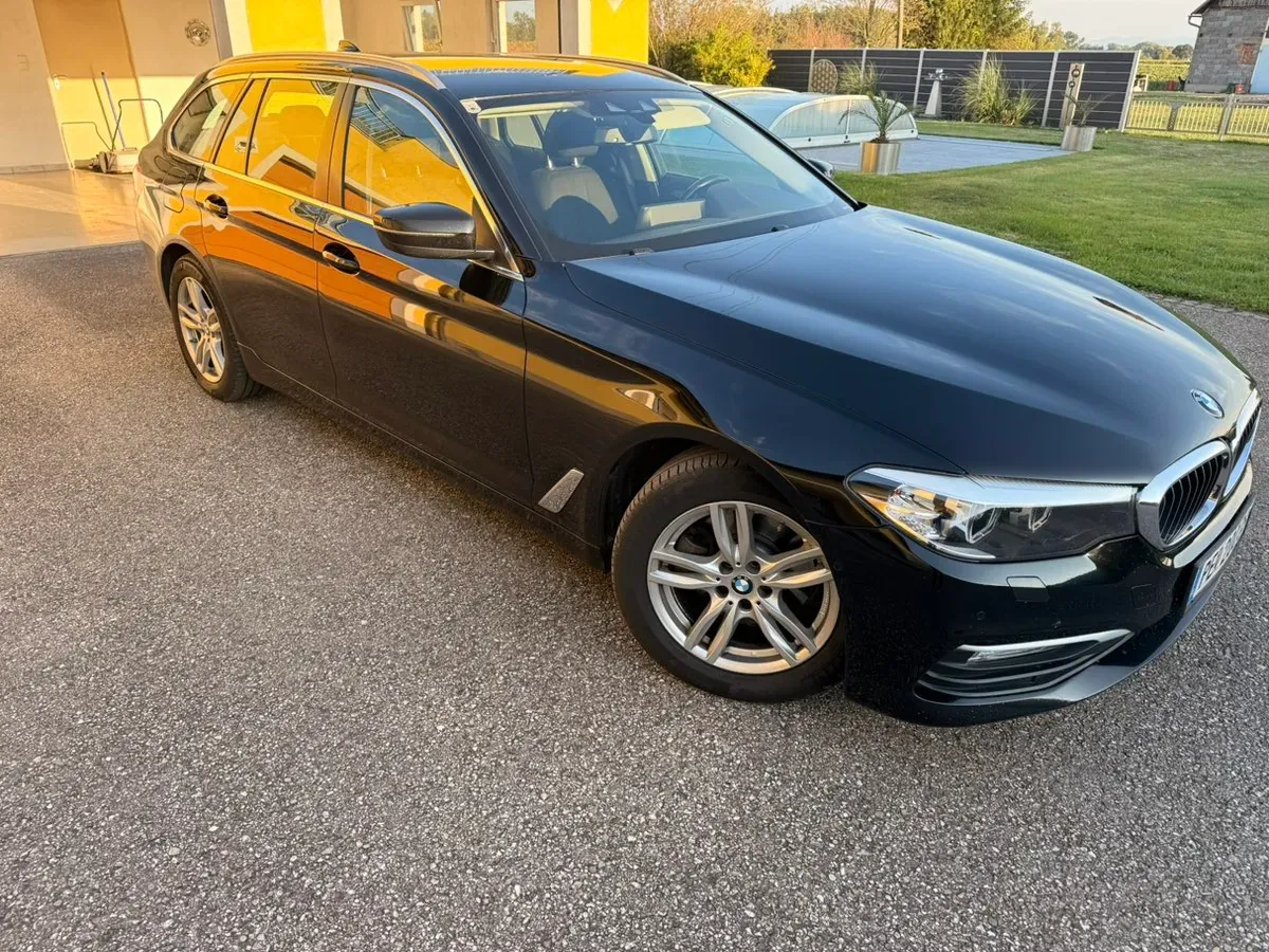 BMW 5 Series 2017 photo 3